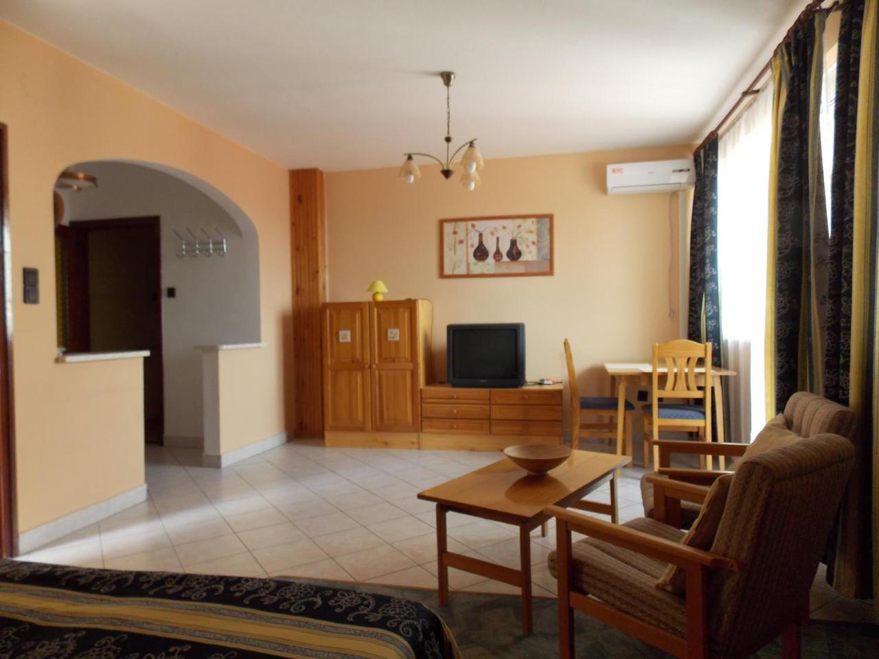 Heviz Therme Apartmenthaus Εξωτερικό φωτογραφία