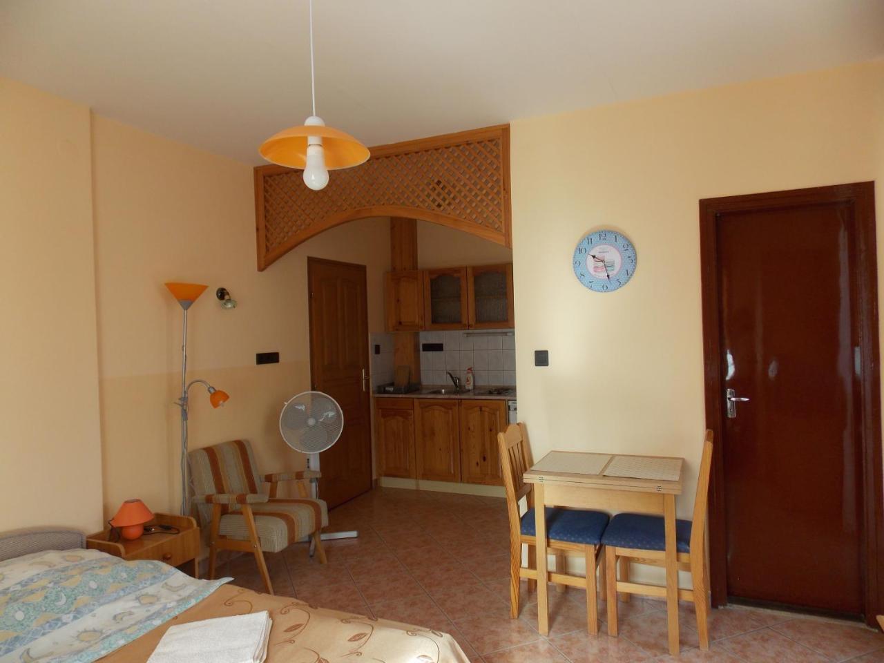 Heviz Therme Apartmenthaus Εξωτερικό φωτογραφία