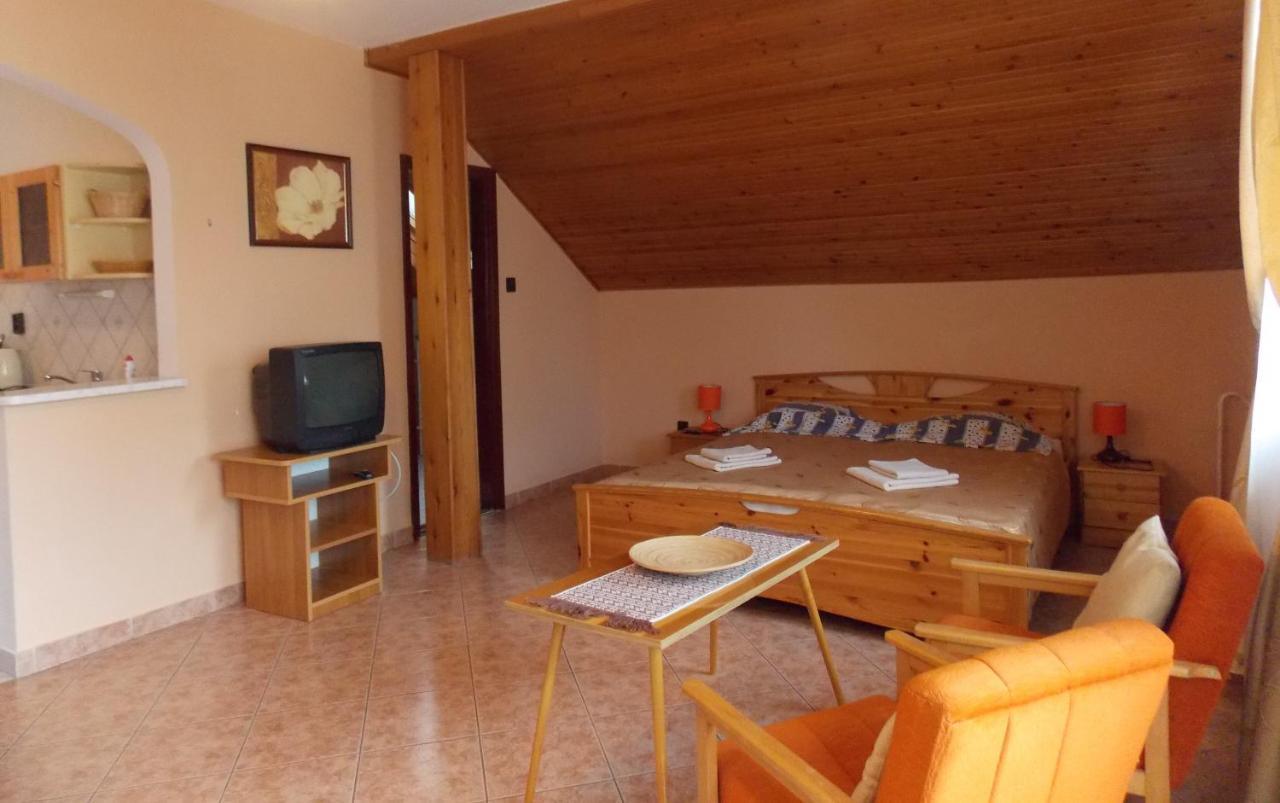 Heviz Therme Apartmenthaus Εξωτερικό φωτογραφία